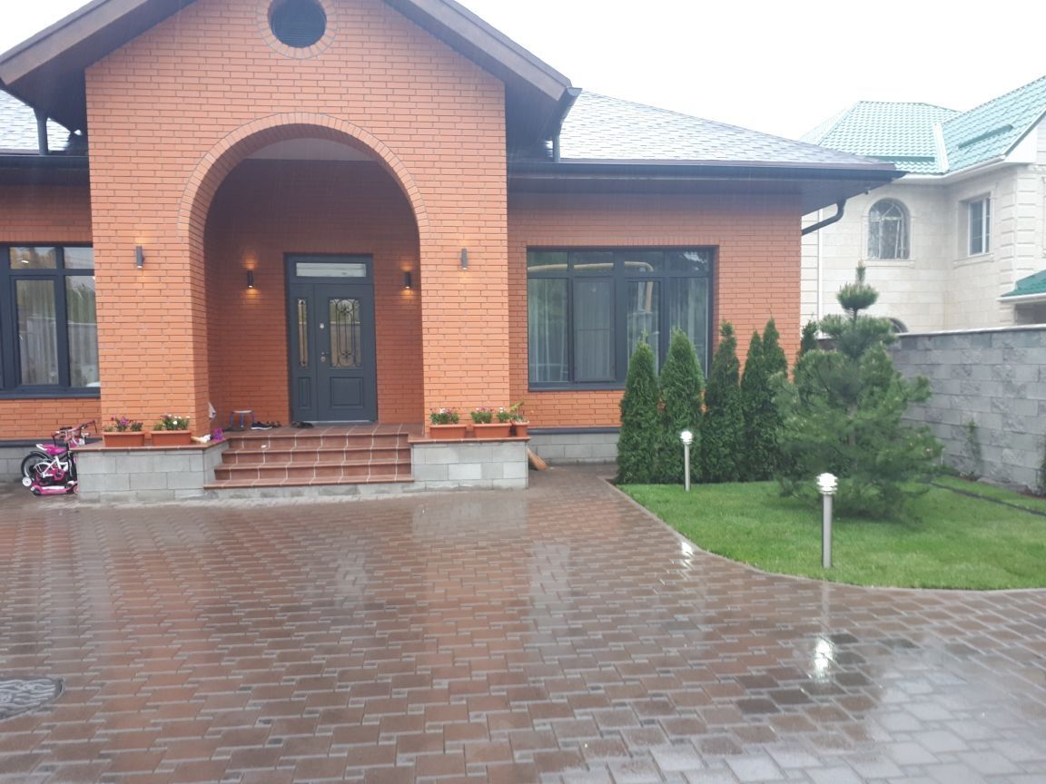 Строительство домов, коттеджей, особняков.
