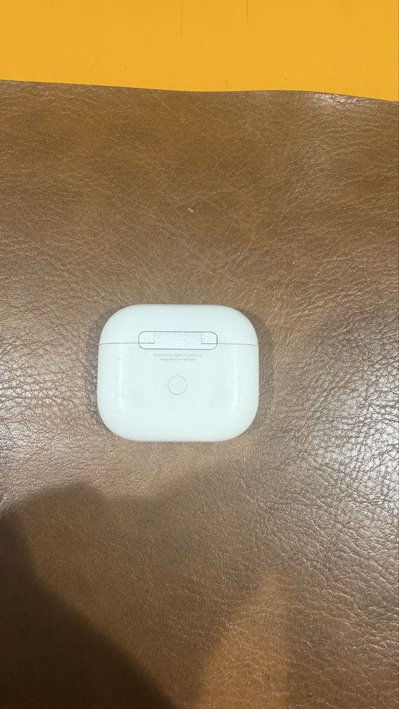 Продаю Airpods 3