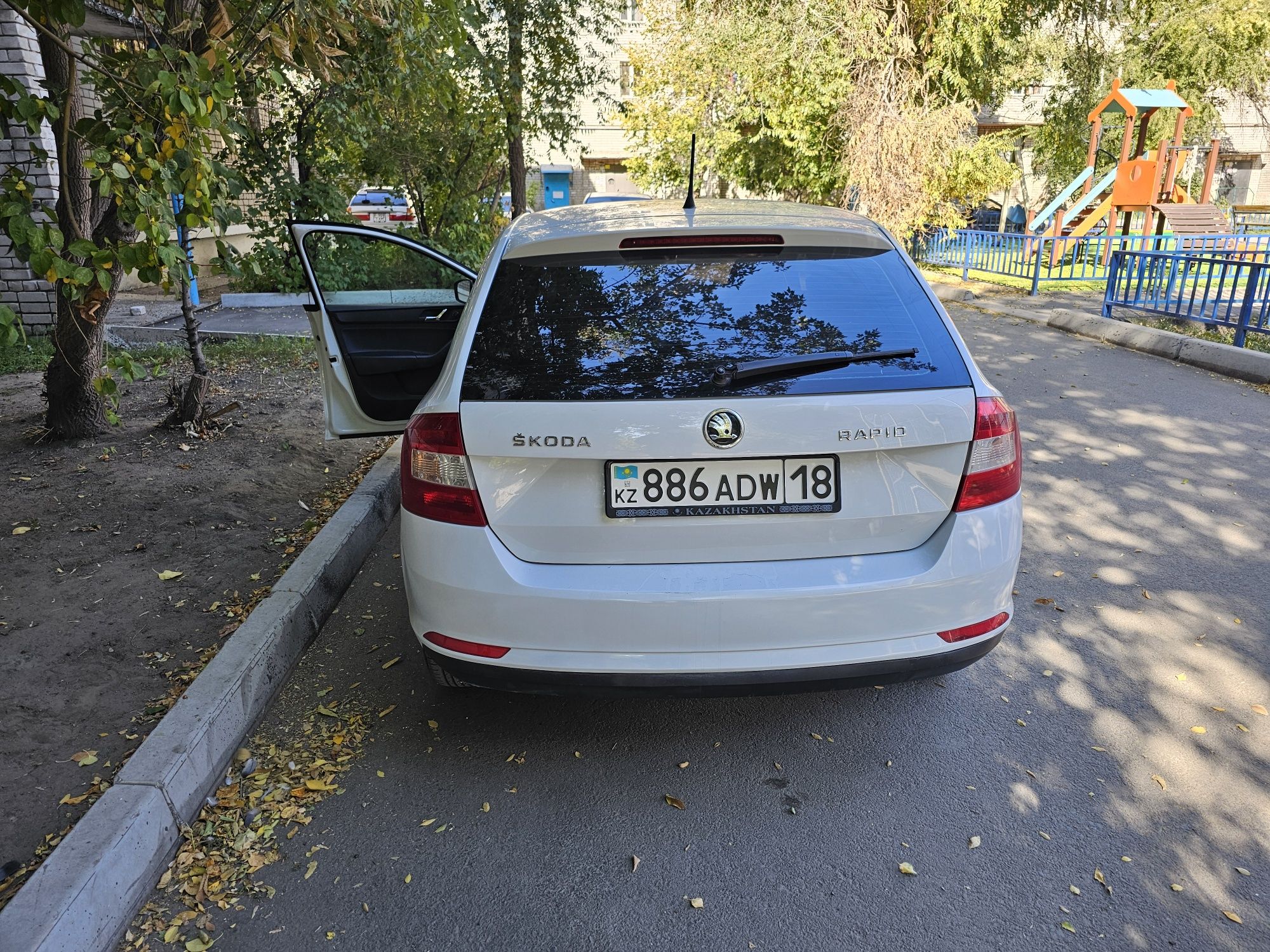 Шкода Рапид 2014