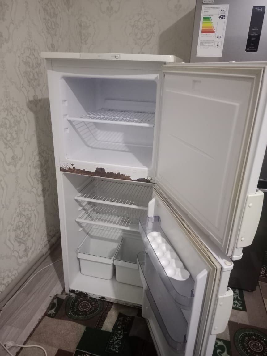 Продам холодильник Бирюса