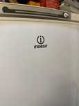 Срочно продам морозильник Indesit!