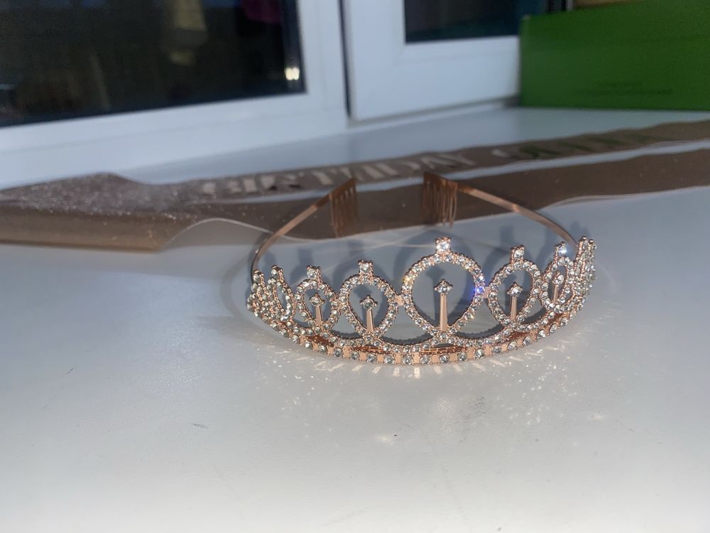 Корона на лента на день рождение девочек