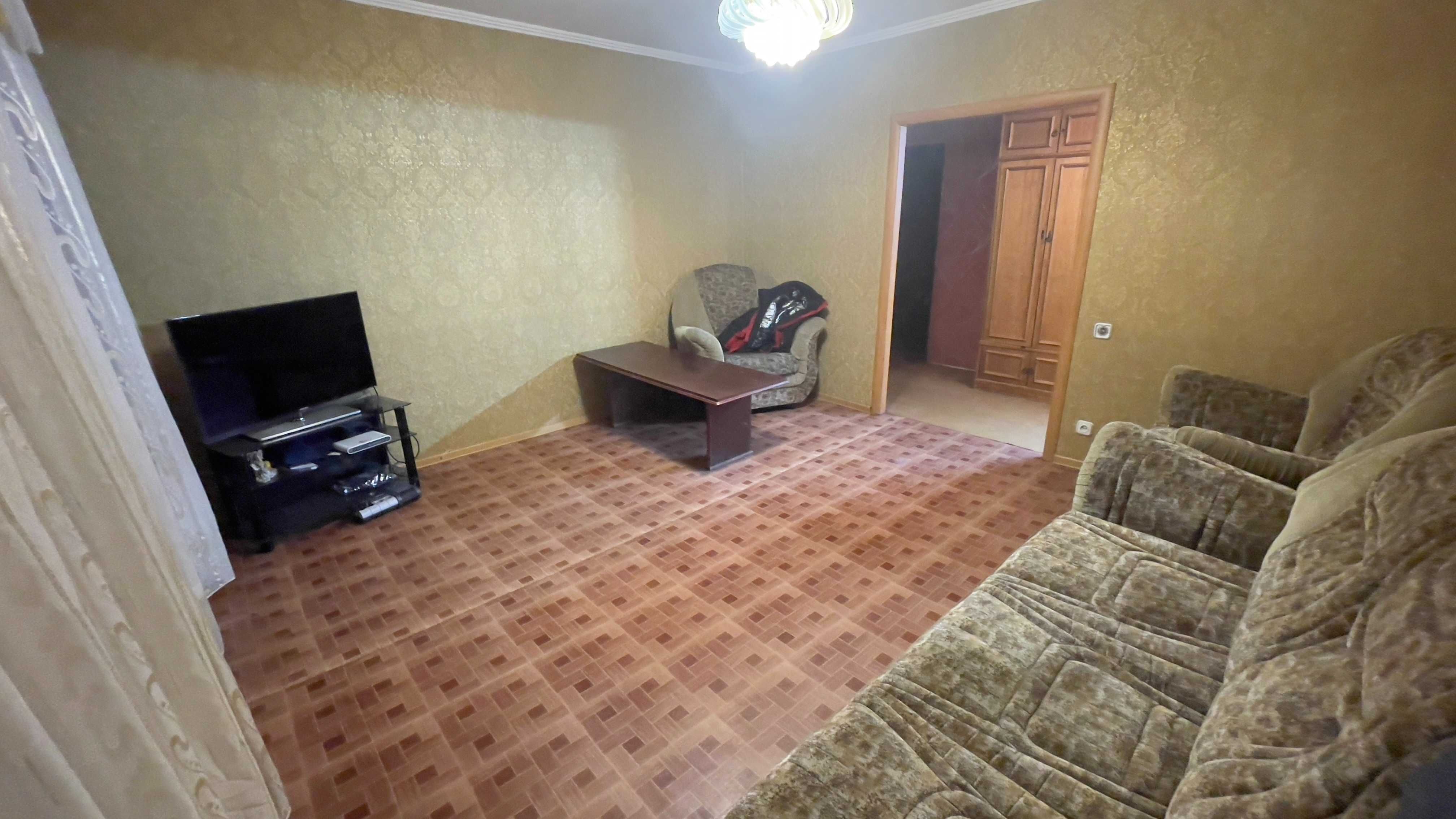 Продам 4-х комнатную квартиру