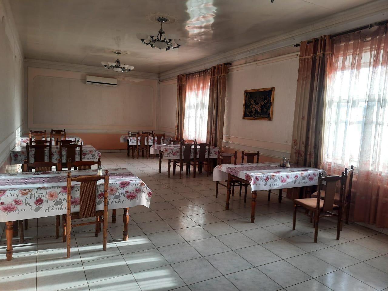 Кафе в доль трассы