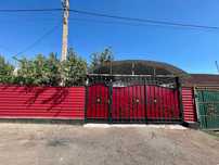 Срочно продаём полдома ,частично с мебелью .