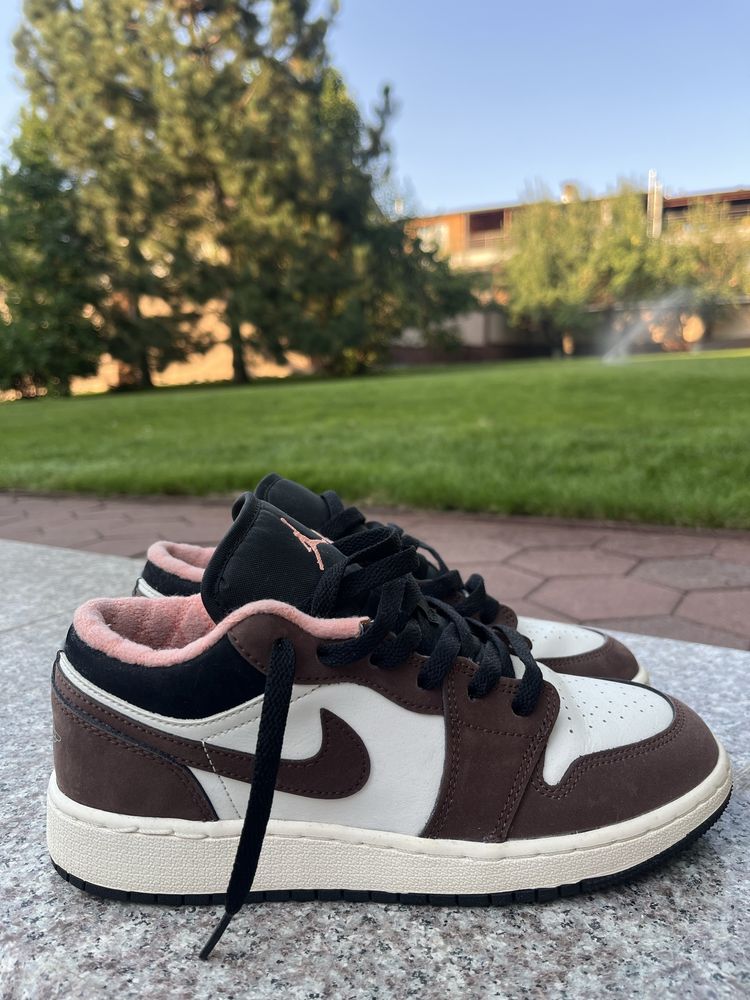 Продам кроссовки Jordan 1 Low