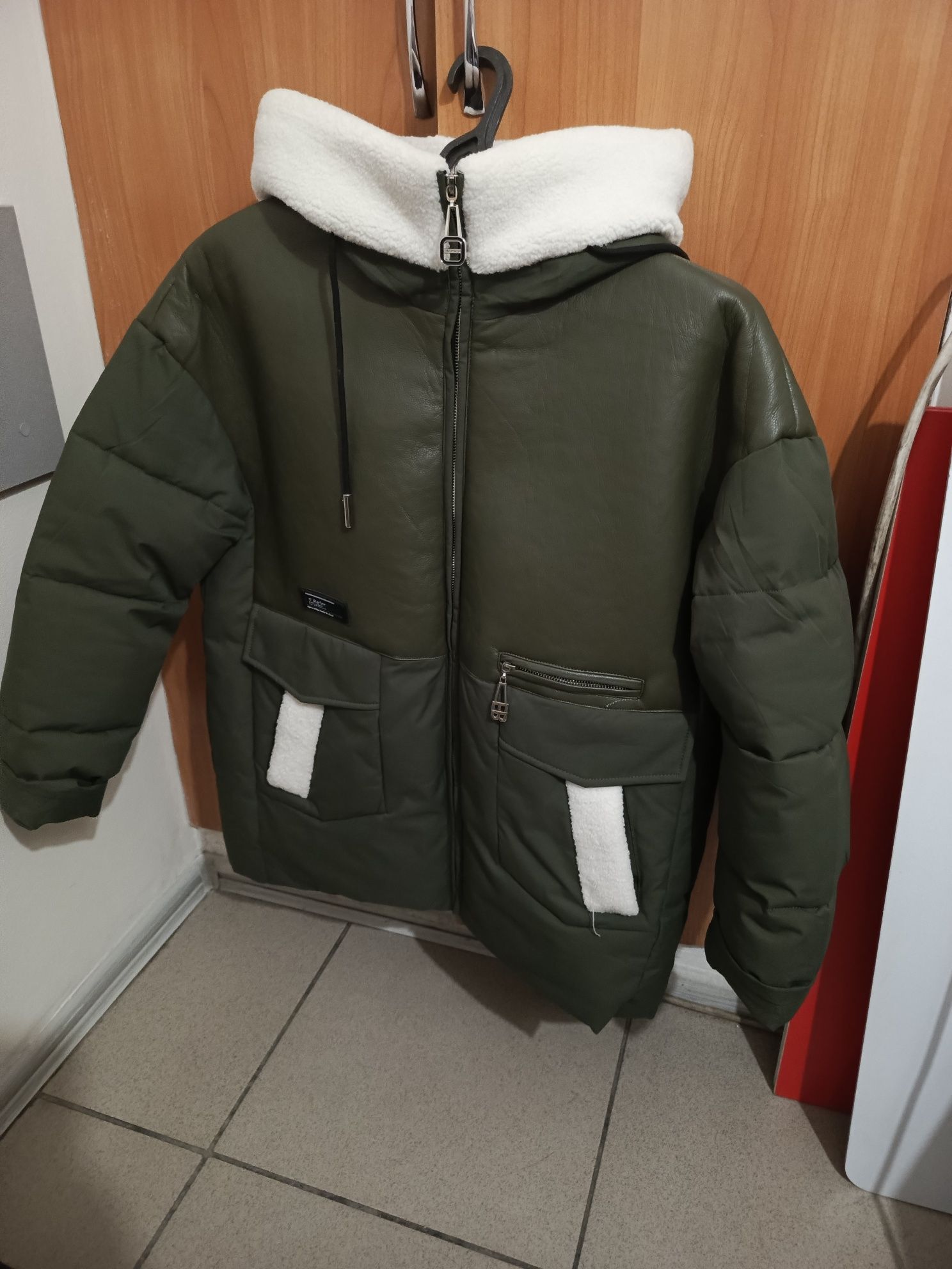 Продам куртку дубленку