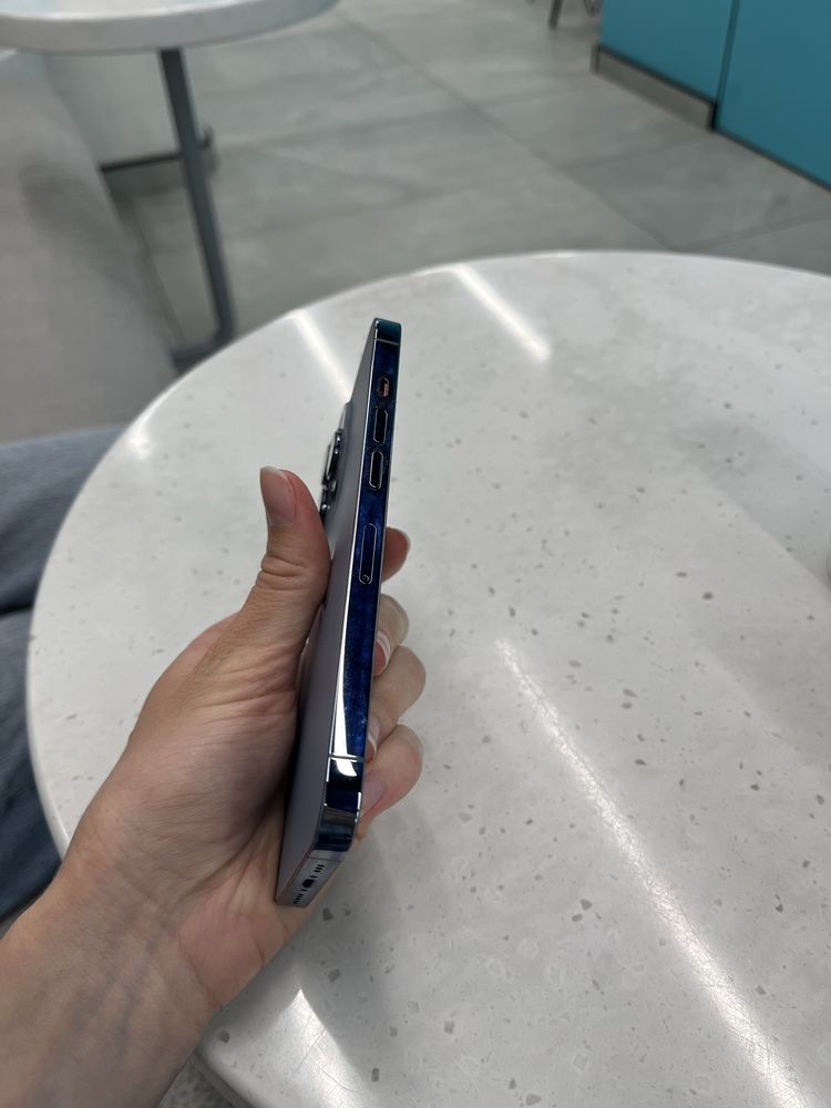 Продам iphone 13pro