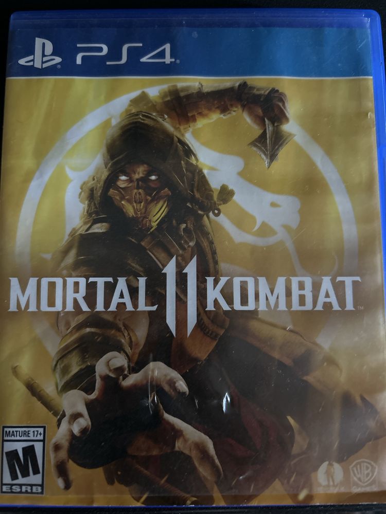 Игровая приставка Ps4 slim