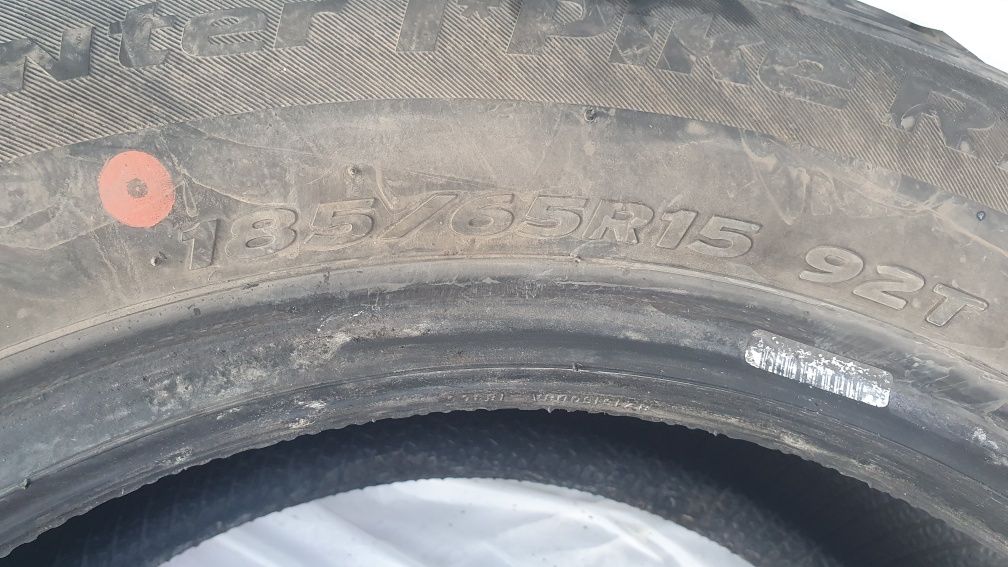 Резина зимняя Hankook  185/65 R15 с шипами