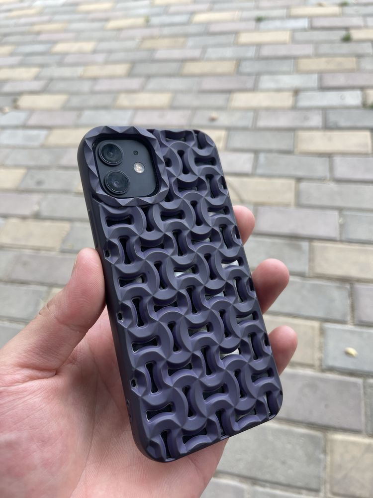 Продам айфонн 12