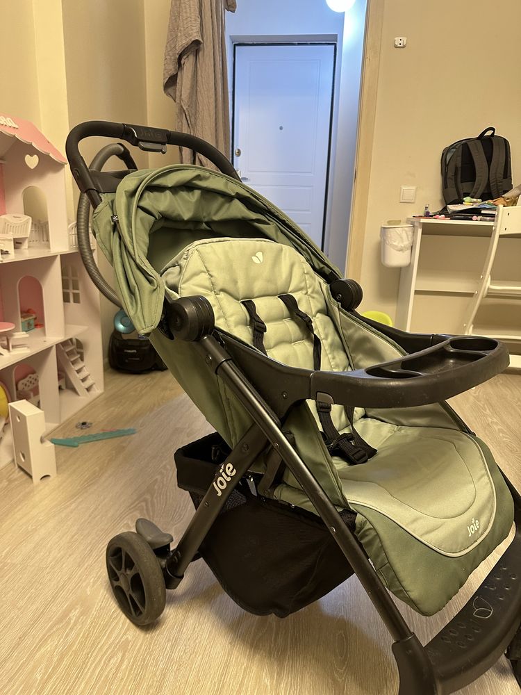 Продам коляску Joie Muze LX