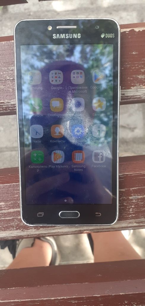 Продам Samsung galaxy j2 prime