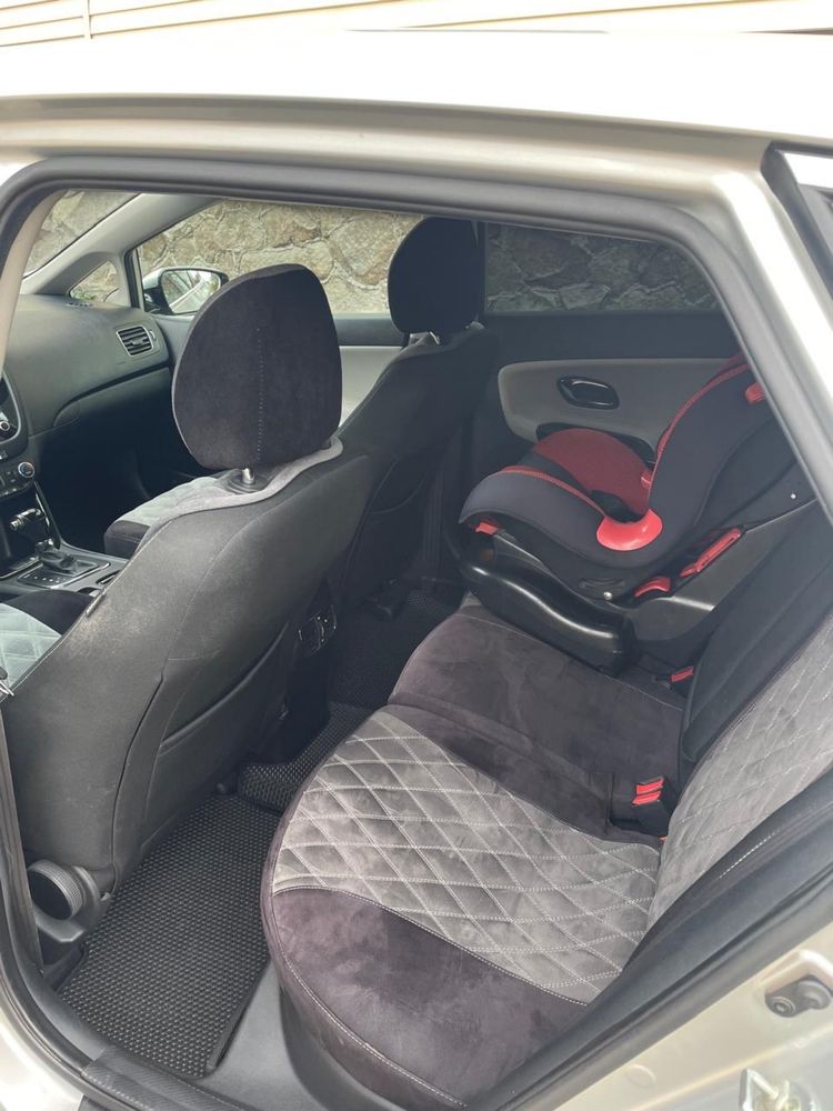 Продаю машину Kia Cee’d