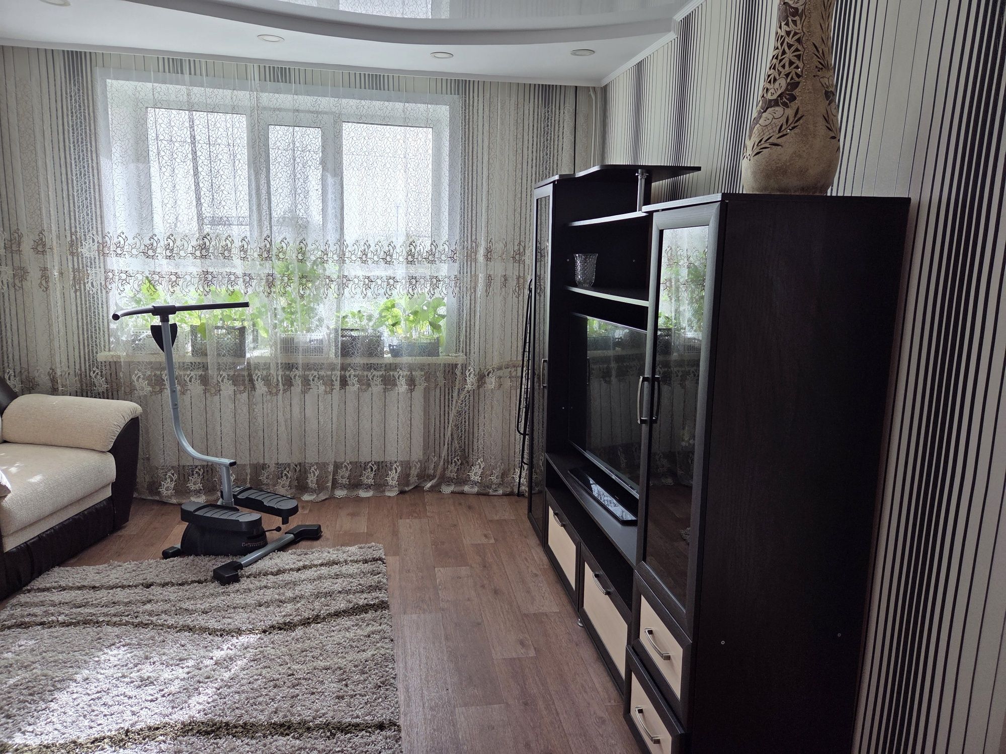 Продам квартиру, мебелированна все удобства . Делали для себя