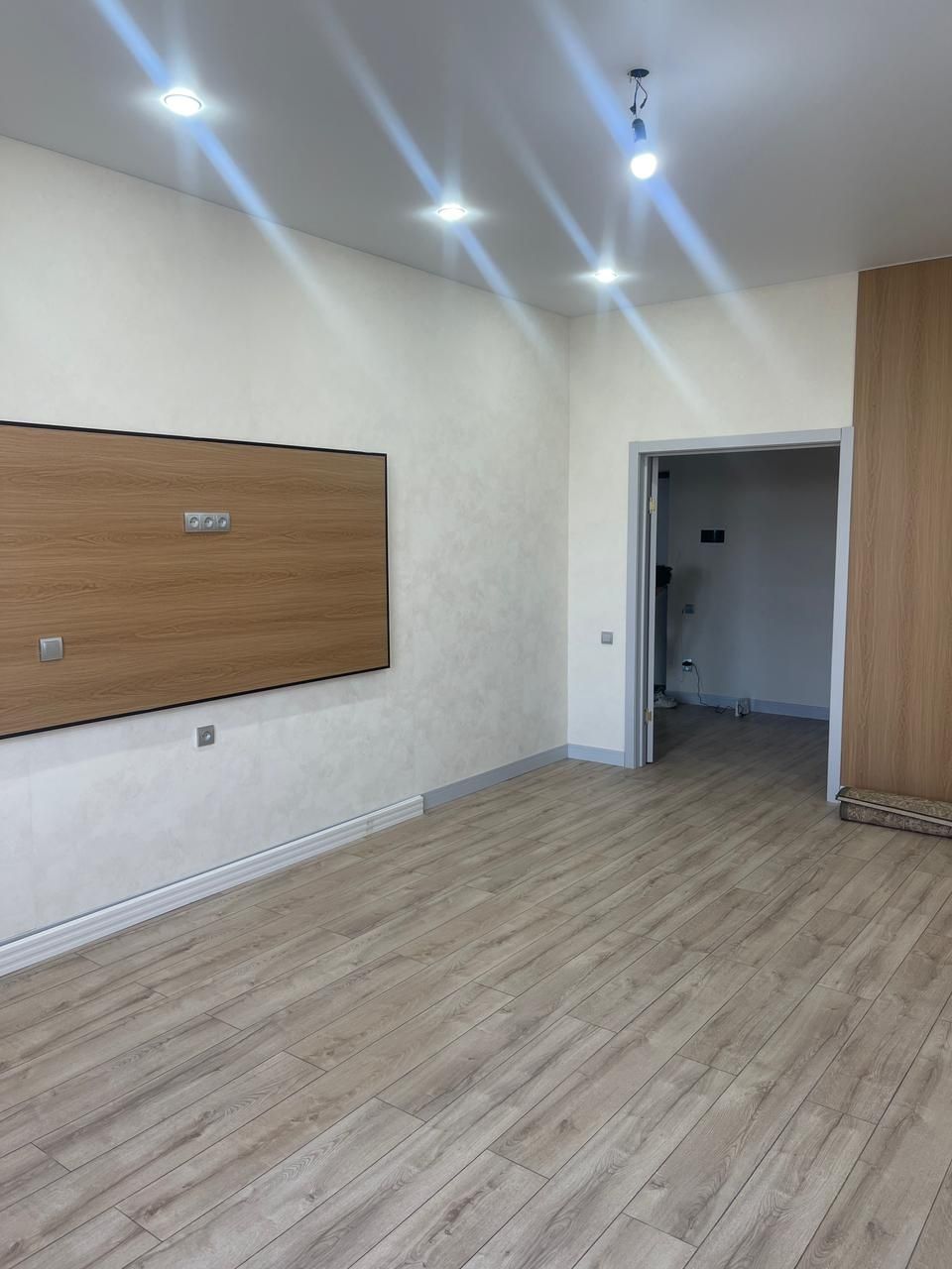 Продам 1 кв 53 квм по Санкибай батыра 177А