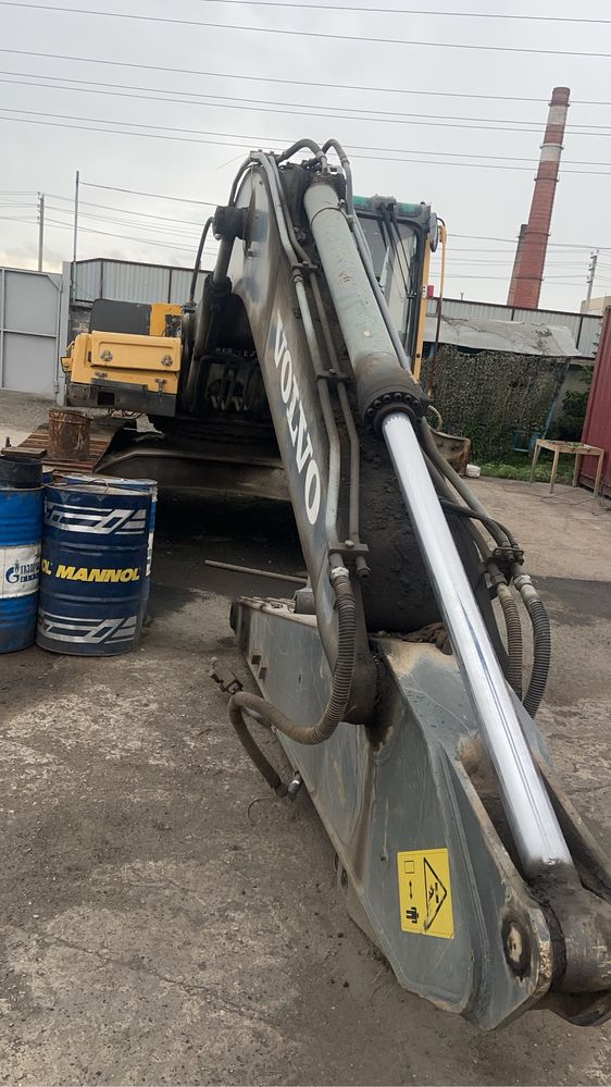 Эксковатор VOLVO 210