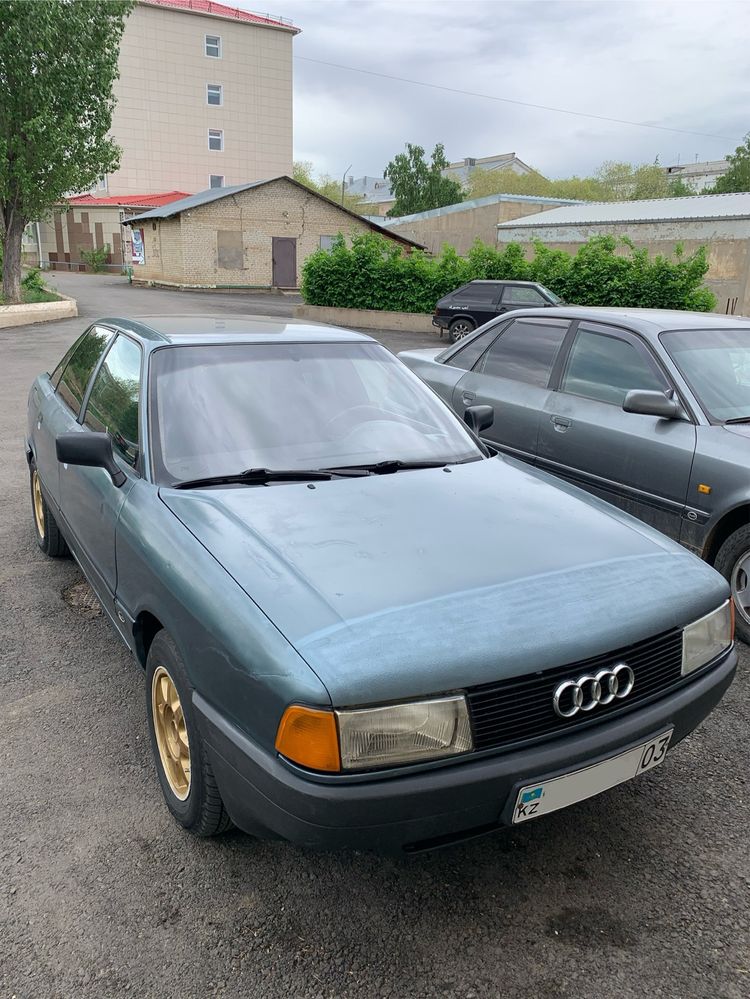 AUDI 80 b3 1987 grin