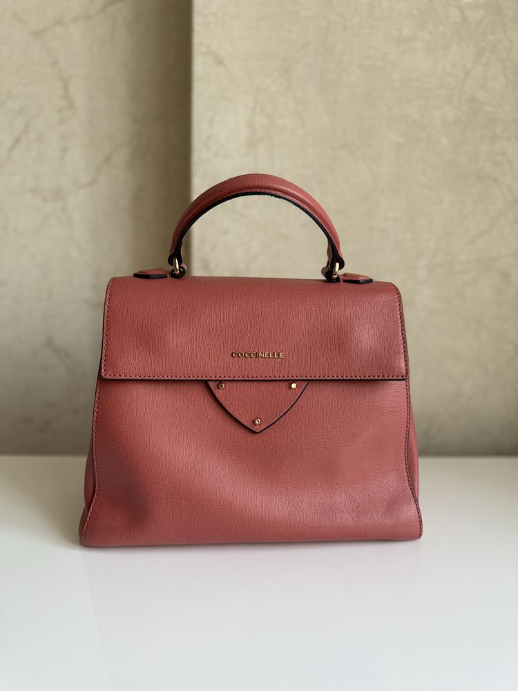 Кожаная сумка Coccinelle оригинал