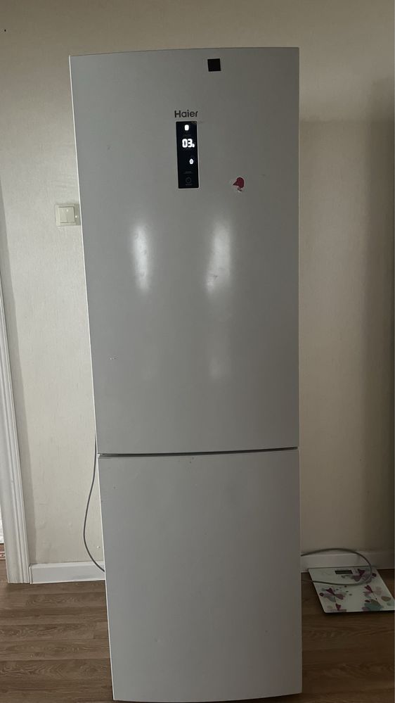 Холодильник Haier
