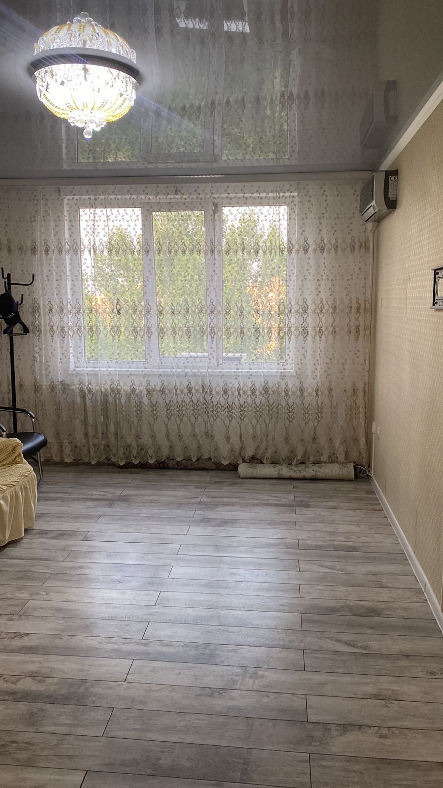 Сдам 2ух комнатную квартиру