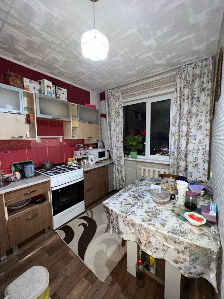 Продам 2 комнатную квартиру