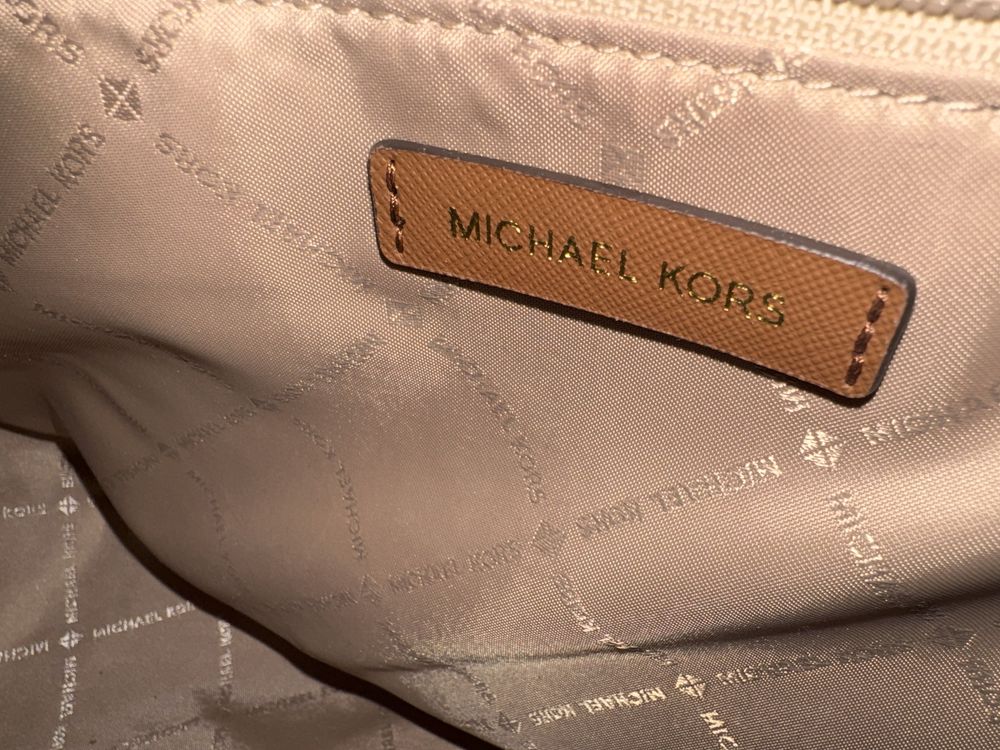 Продаю ОРИГИНАЛ сумку тоут Michael kors