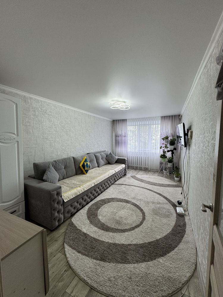 Продам 2 комнатную квартиру
