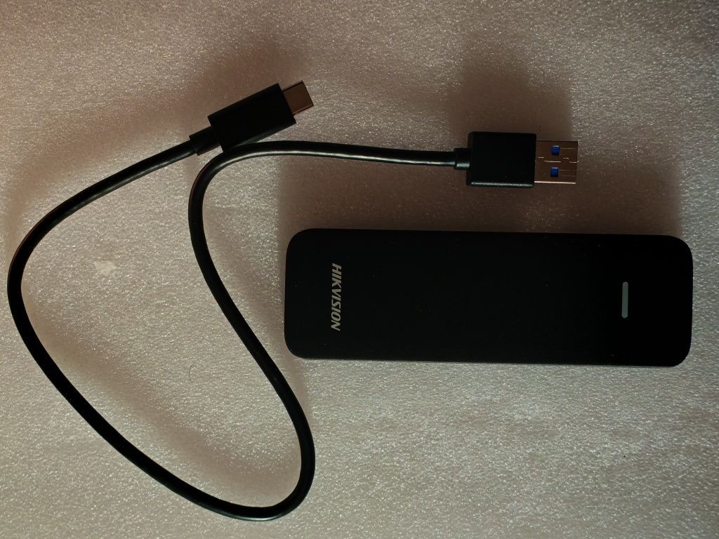 Внешний кейс для SSD фирменный