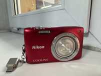 Цифровая камера Nikon Coolpix S2700 — в отличном состоянии