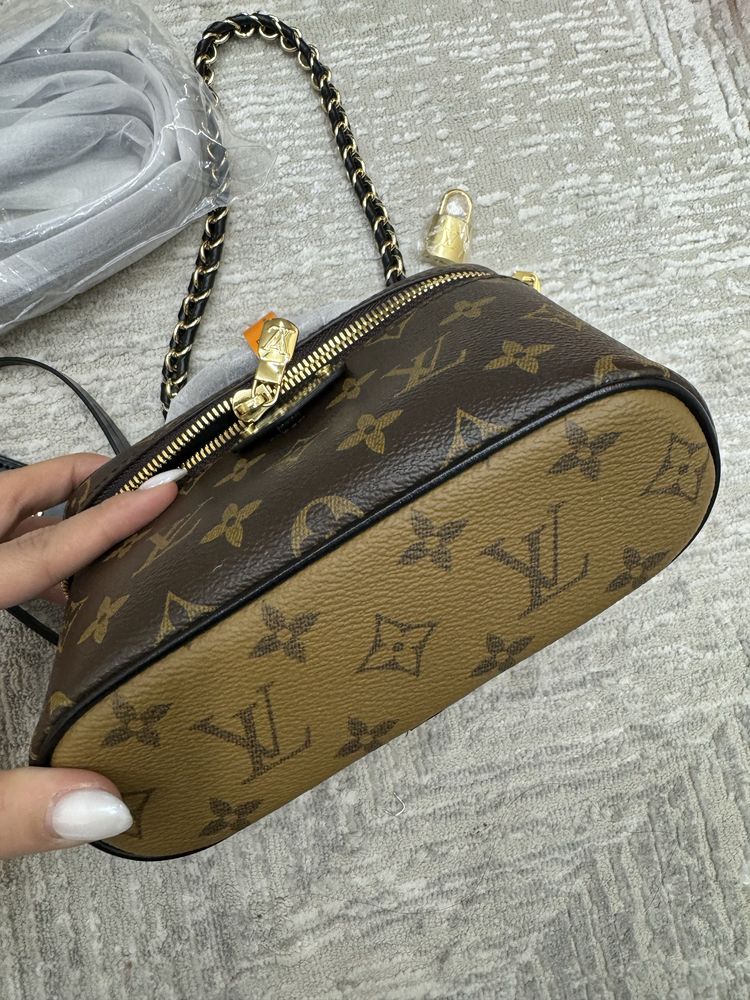Сумка Vanity Chain LV Louis Vuitton