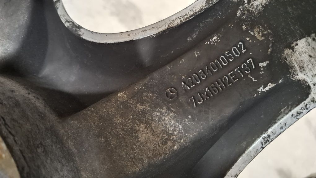 Mercedes R16 Диски