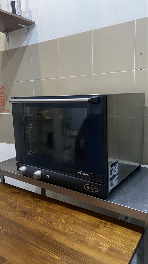 Настольная электропечь UNOX Anna XF 023