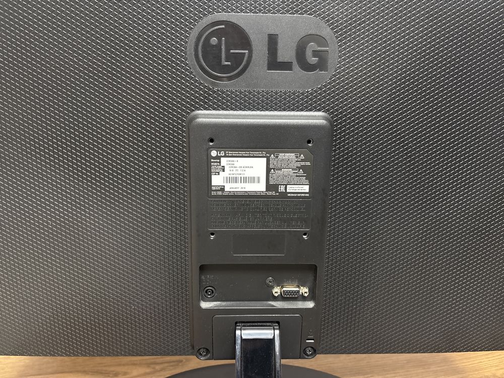 Монитор LG 22M38A-B