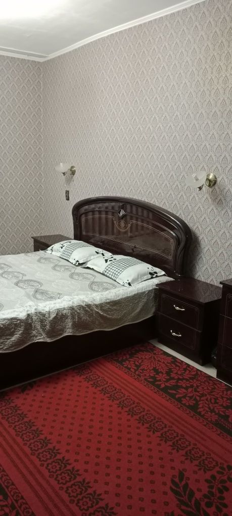 Продам спальный гарнитур