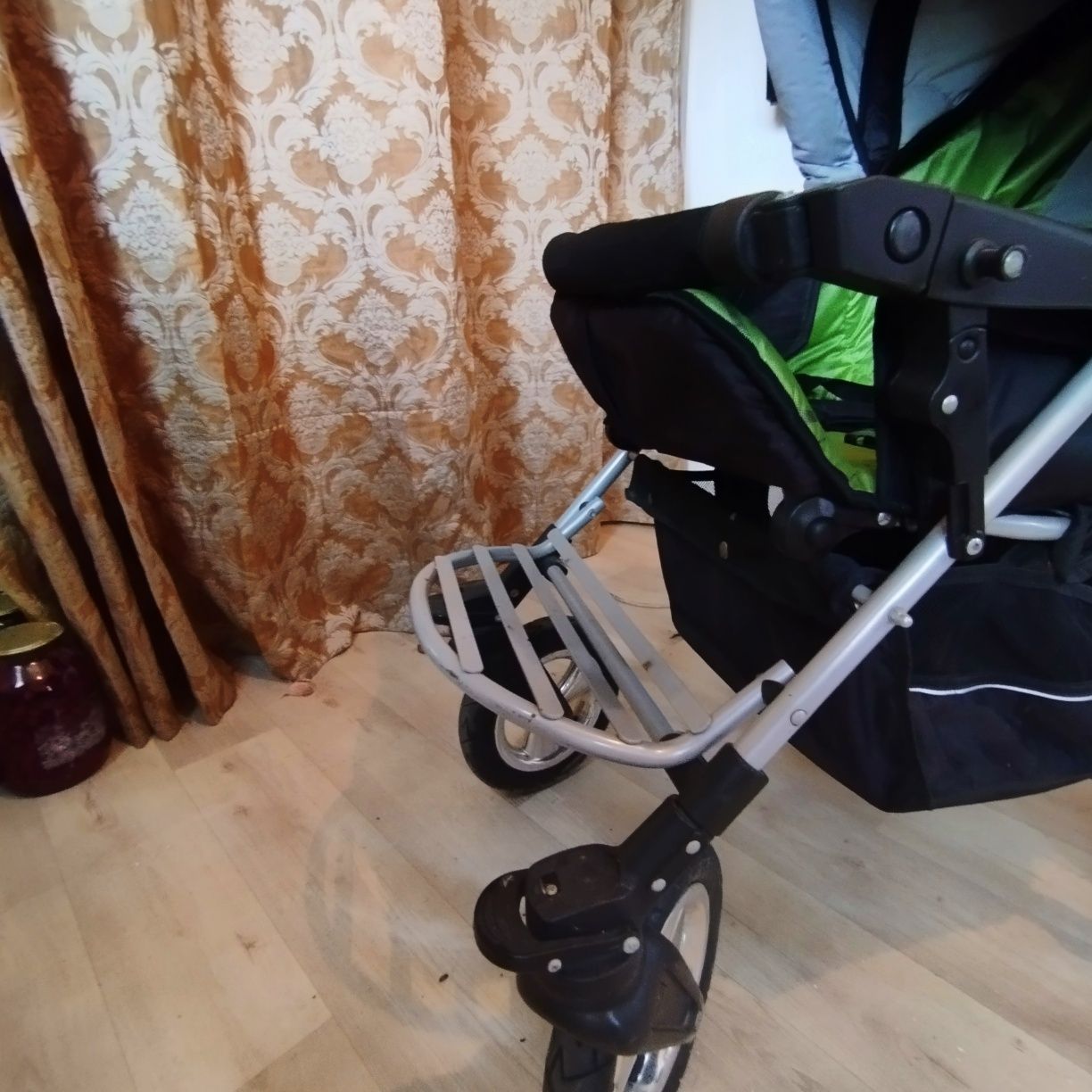Продам коляску-трансформер Quick Lancer