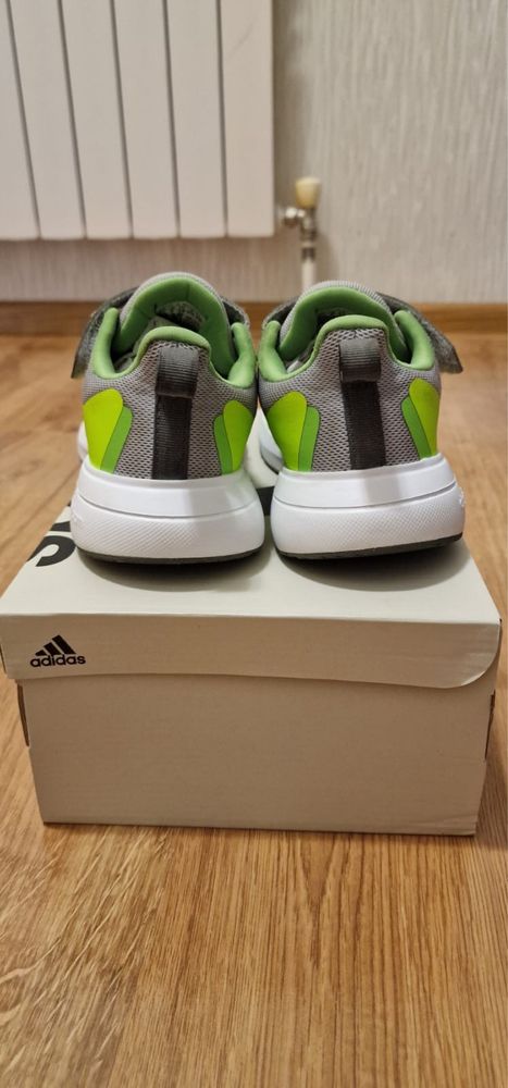Кроссовки на мальчика лето 34р Adidas, Skechers
