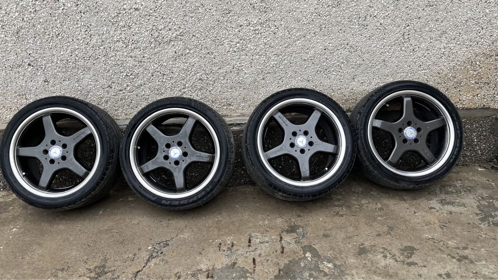 Продам оригинальный диск с новый шинами разноширокие r18 Мерседес