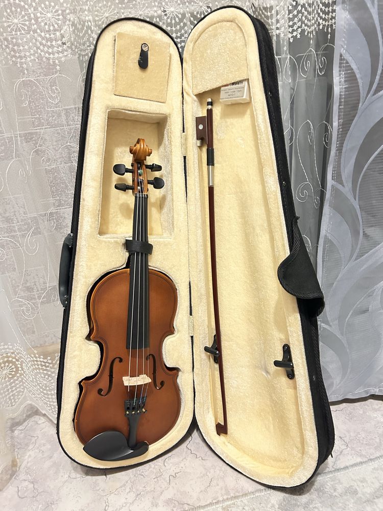 Продам скрипку 1/2 (2/4)