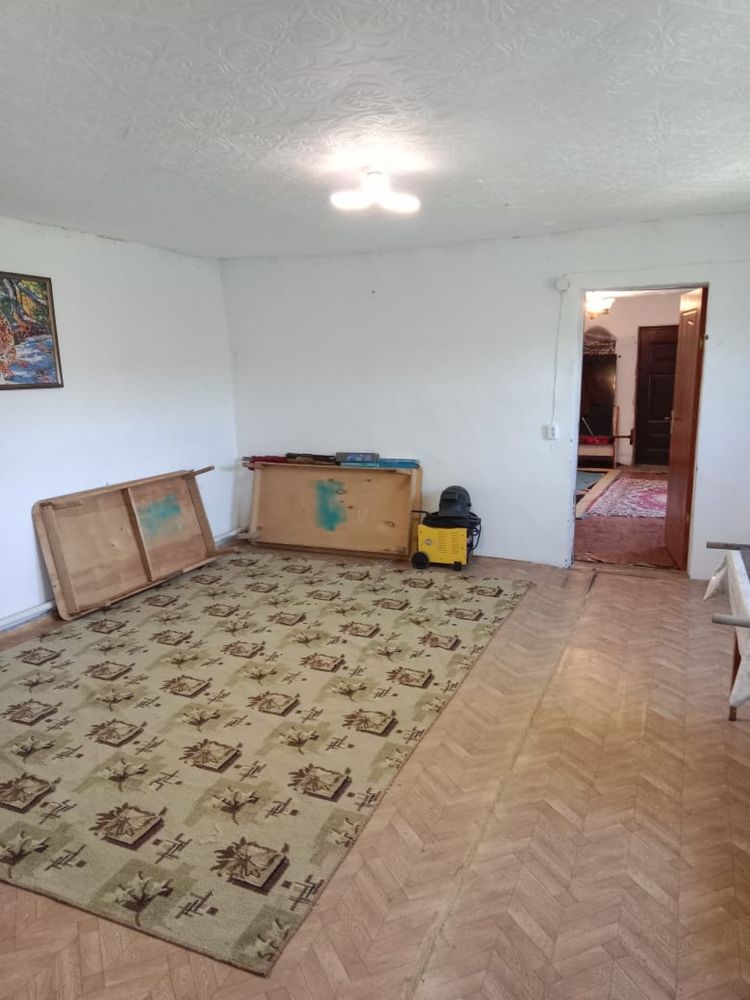 Уй сатылымда 170м2