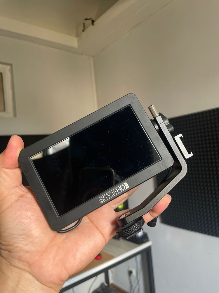 SmallHD “5 накамерный монитор