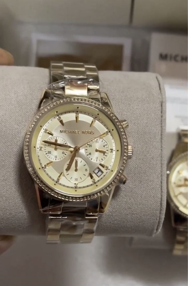 Часы Michael Kors