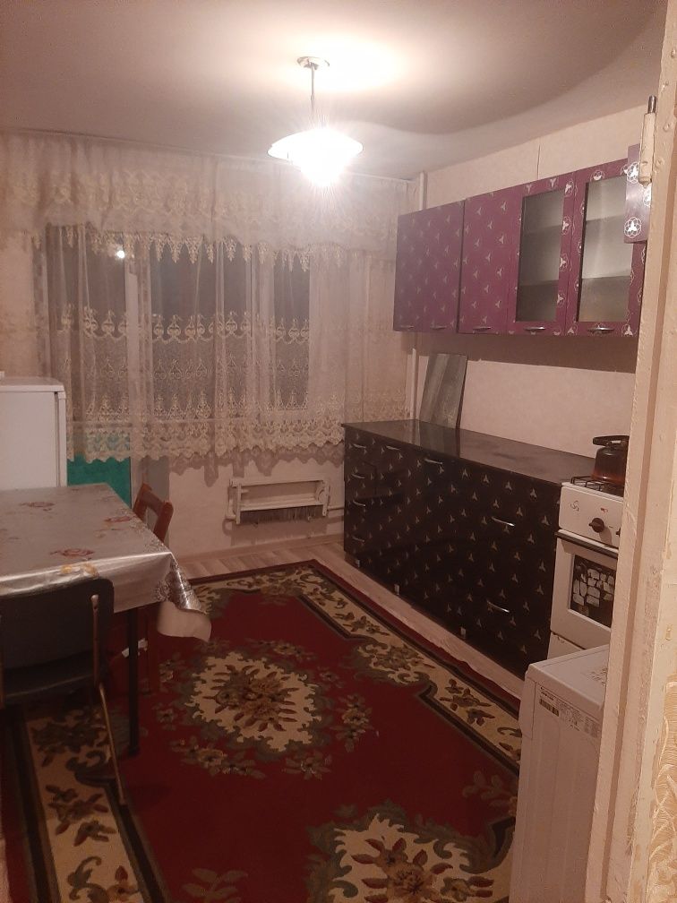 Талдықорған. 
Сдаётся посуточно, часавой квартира. 
Час 1000тг,1500тг