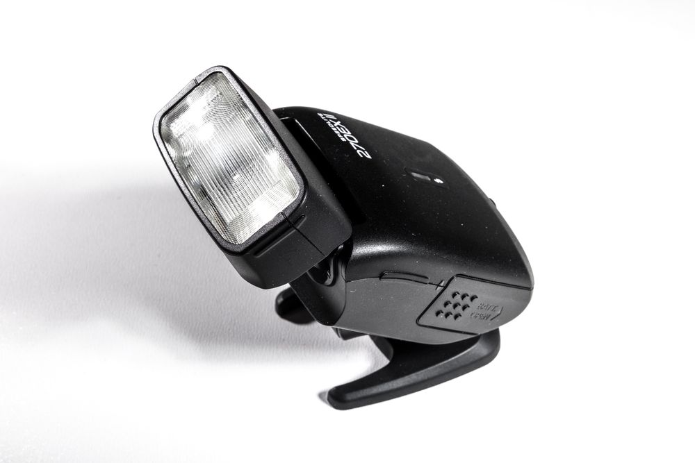 Canon SpeedLite 270EX II