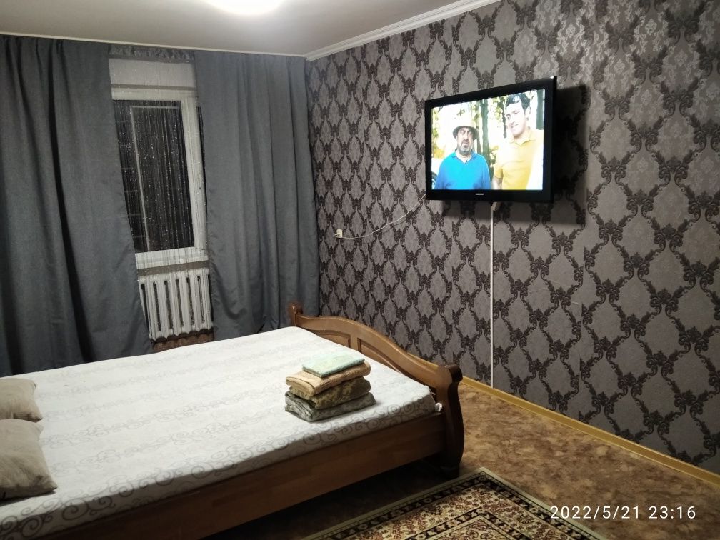 1 комн кв посуточно, 8 мкрн.