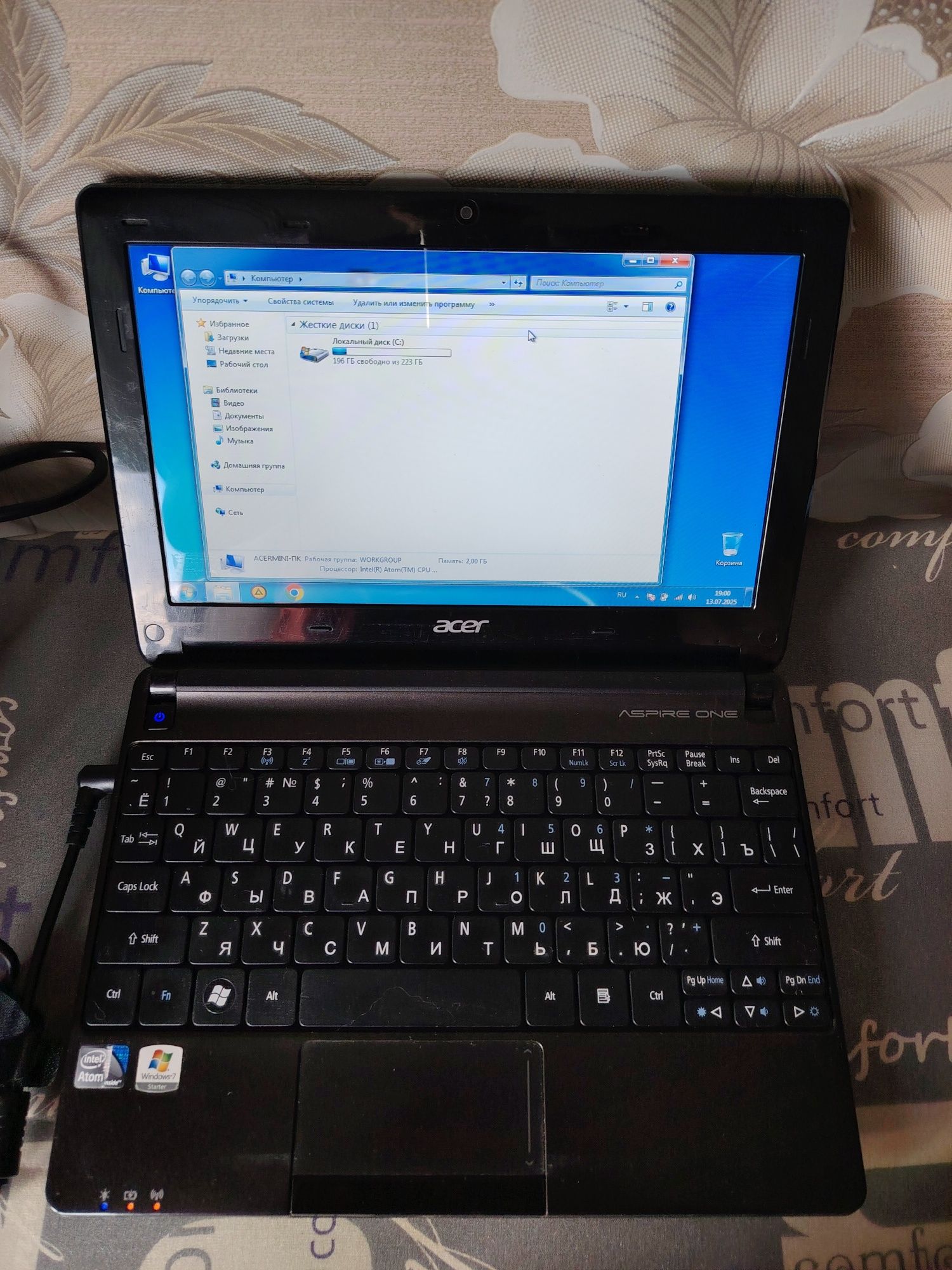 Нетбук Acer Aspire one