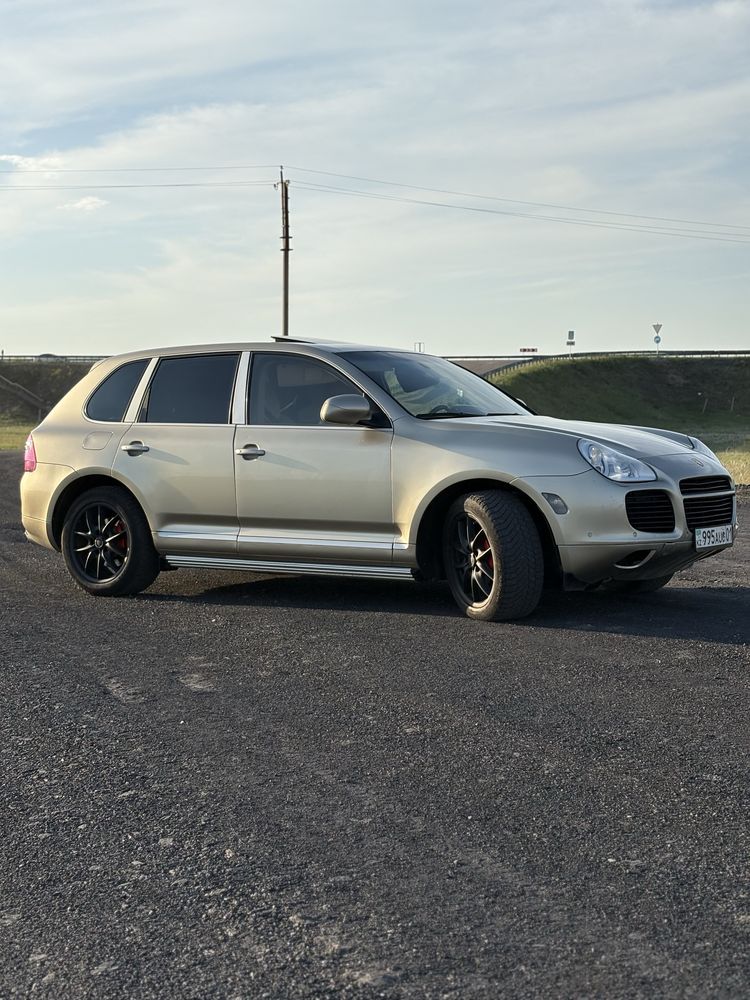 Porsche cayenne продам