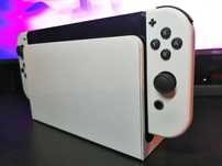 Продам Nintendo Switch OLED