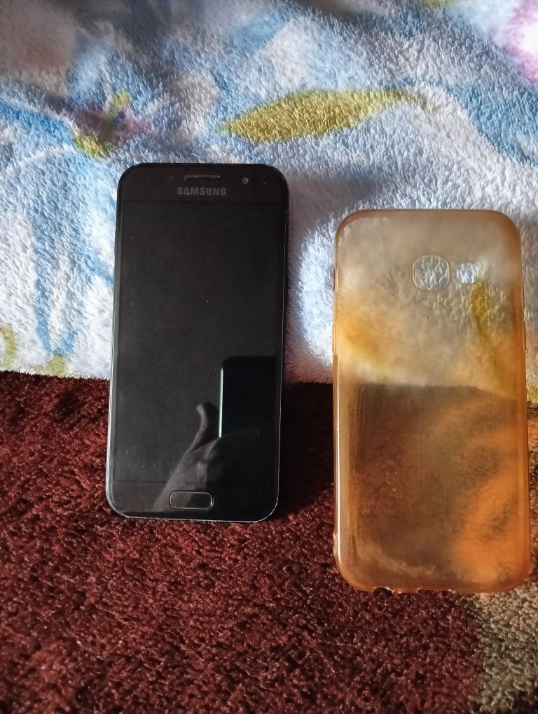 Samsung A3 SM-A320F