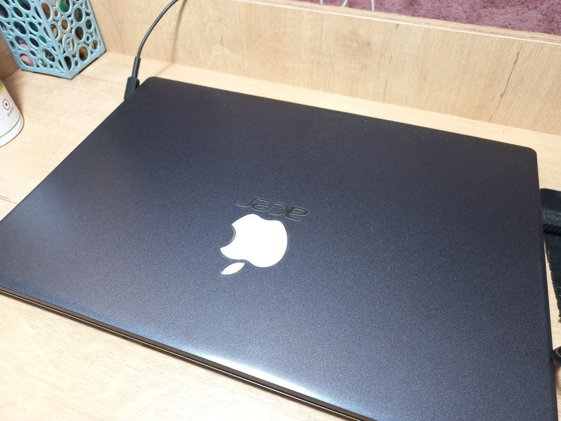 Ноутбук Acer Aspire